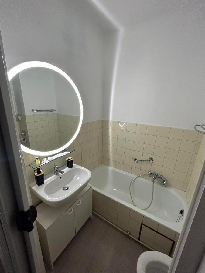 Residence Aosta - Appartement A Moins De 100M De La Plage コクセッド エクステリア 写真